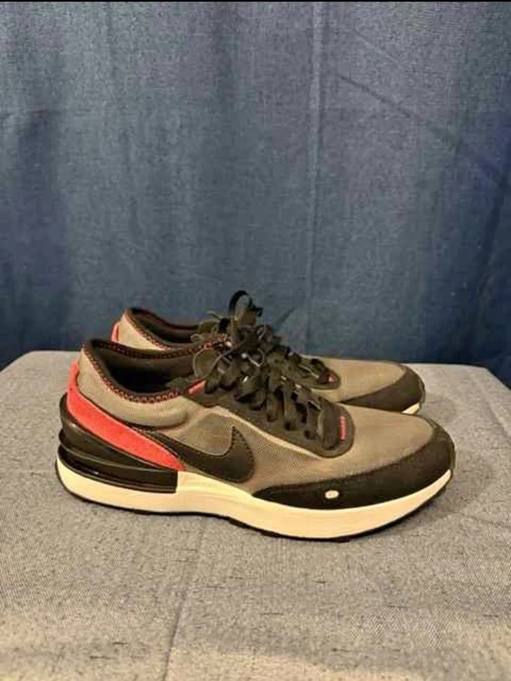 Nike Waffle One Sneakers Red and Black 6Y